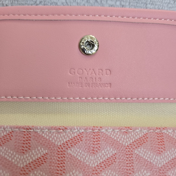*Like New* Goyard Pink Pouch/Clutch Wallet - Signature Pattern - Picture 7 of 11